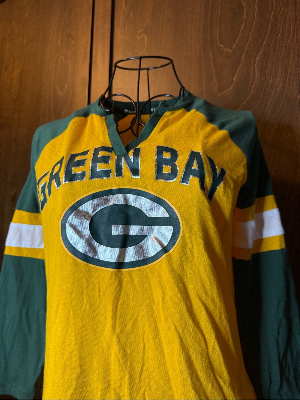 Fanatics Green Bay Packers Long Sleeve Raglan Tee in Gold and Green - Picture 5 of 8